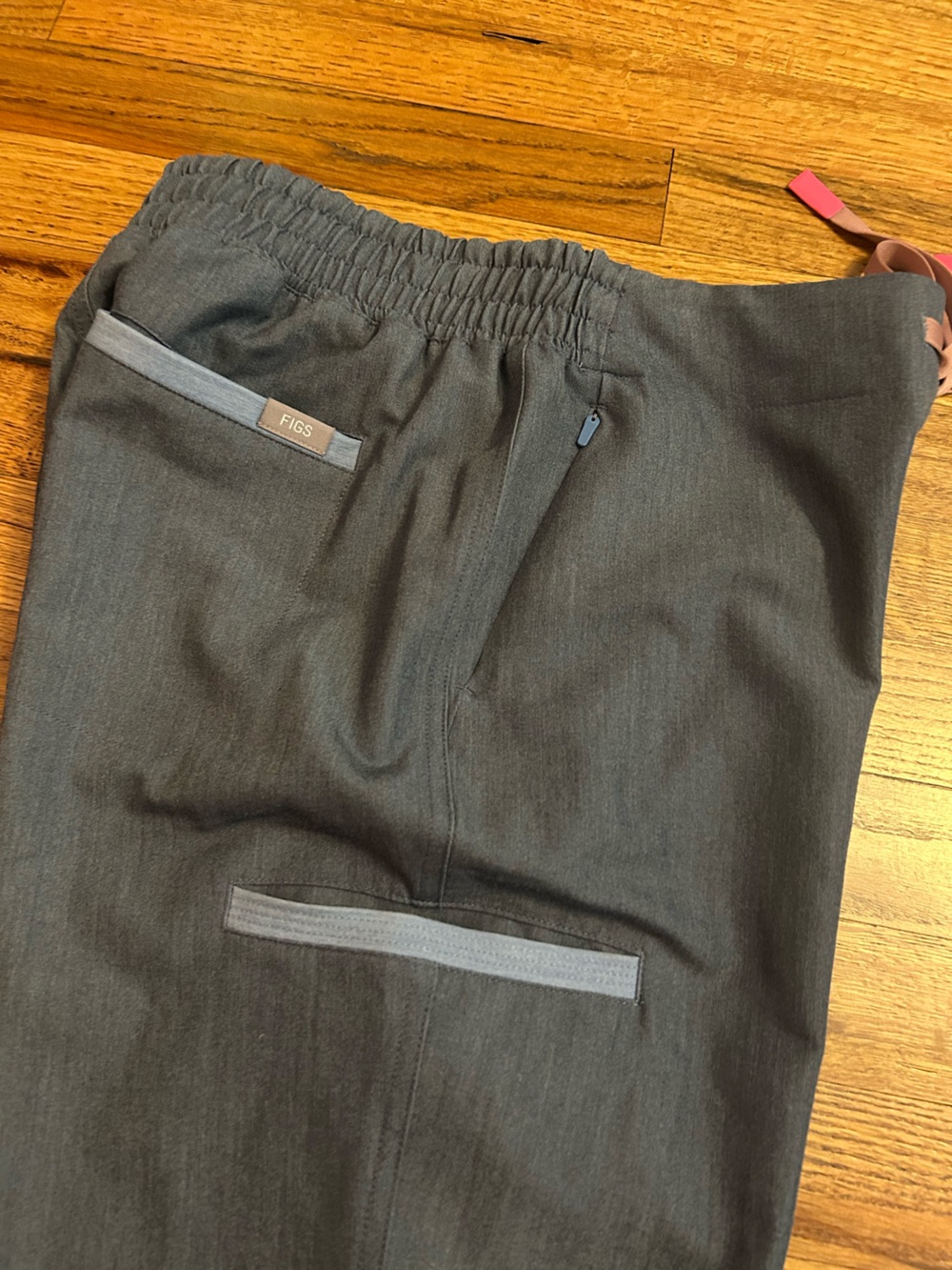 Fig’s Evans Women’s Scrub Pant - Picture 9 of 11
